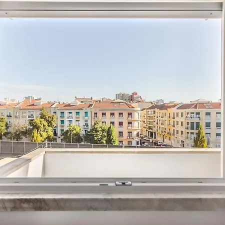 Roma Cozy Flat Лісабон